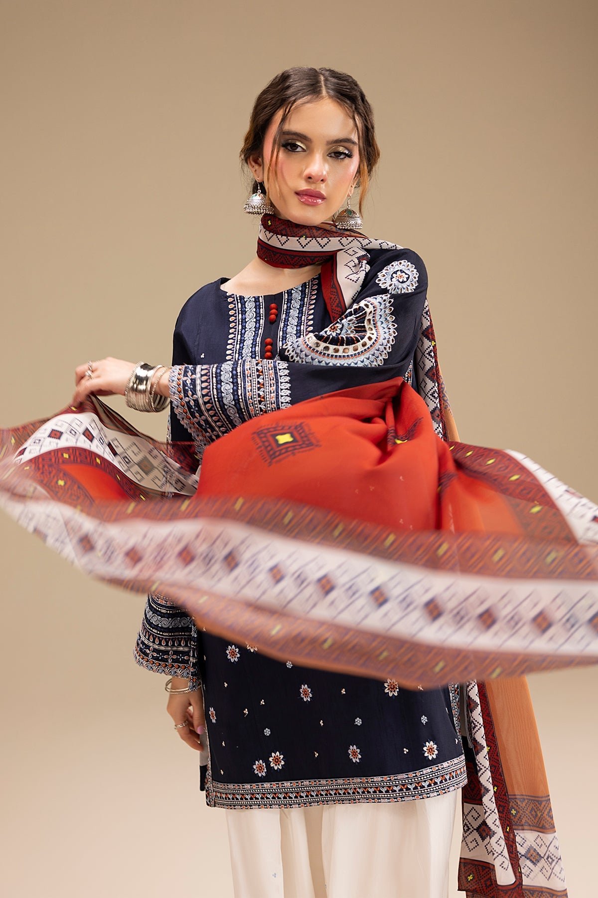 3 piece embroidered lawn fabric with printed dupatta rr 610