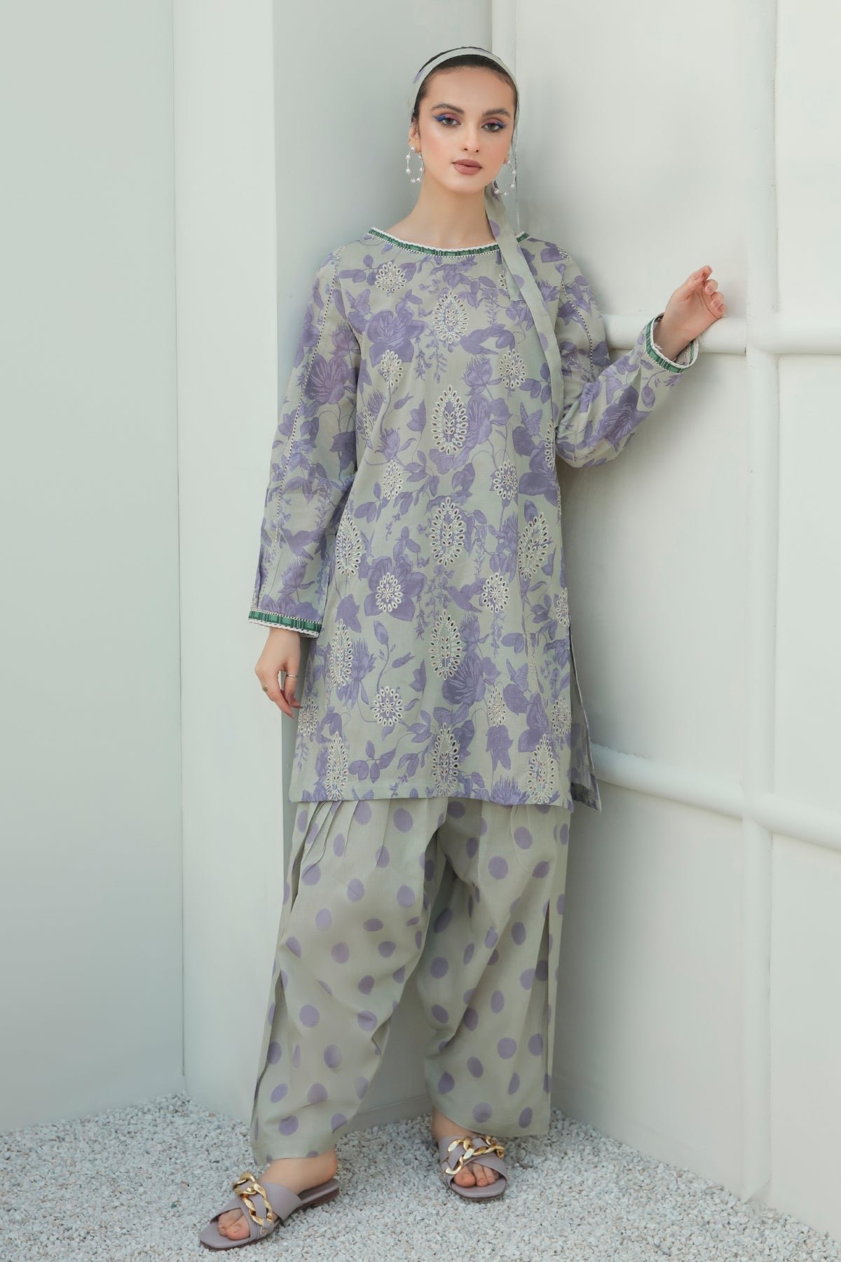 119_2.jpg 2 Piece - Digital Printed Suit - Image 1