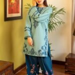 2 Piece - Unstitched  Embroidered Lawn Fabric AK-930